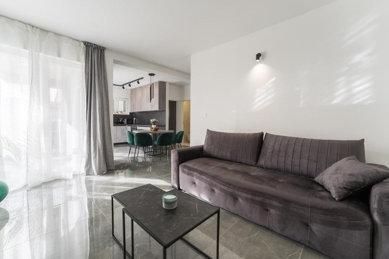 Luxury D Apartments 比比涅 外观 照片